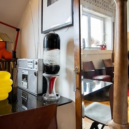 Apartment Caligrafia - Artistic *